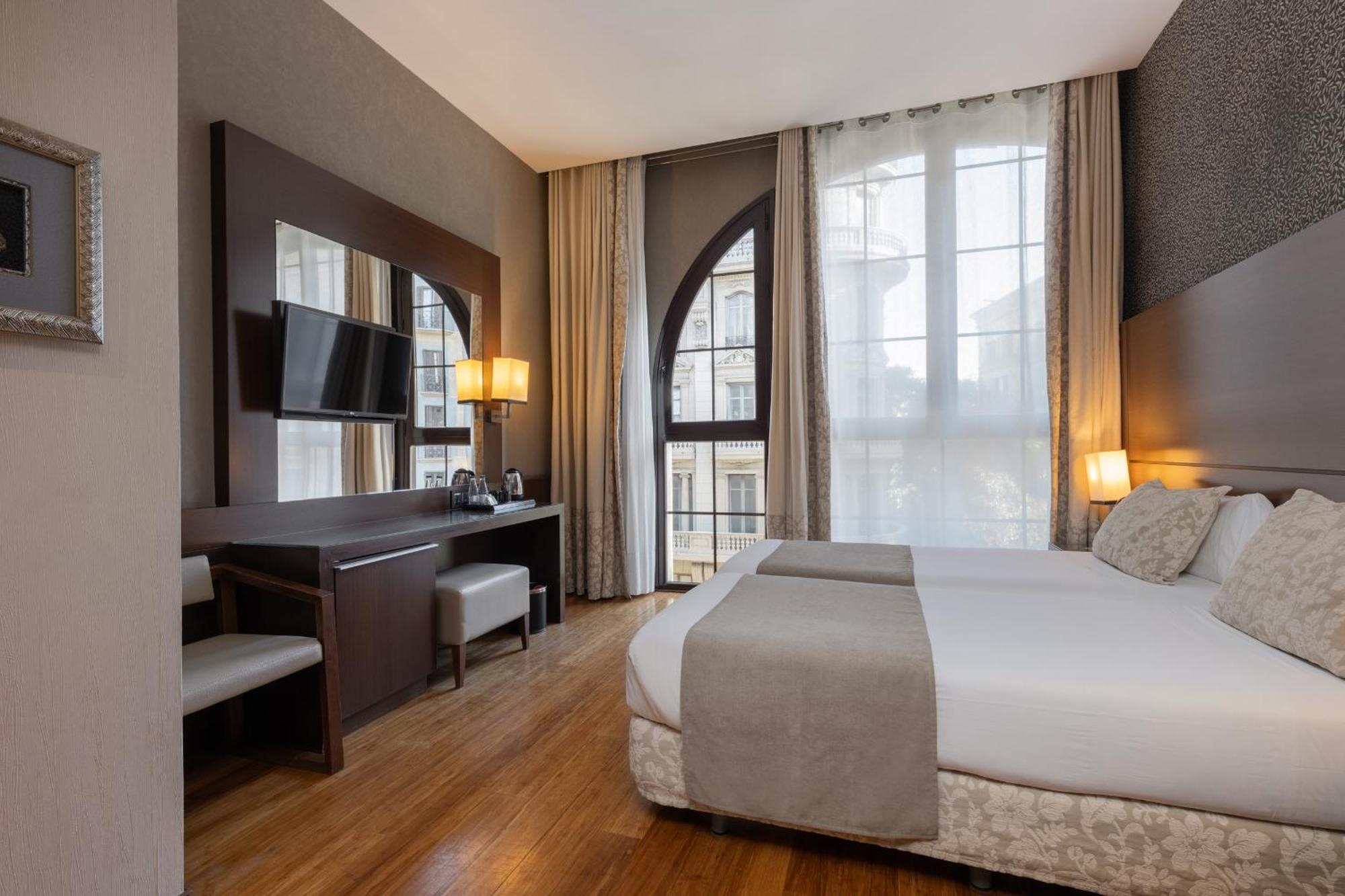 Barcelona Hotel Colonial Ngoại thất bức ảnh